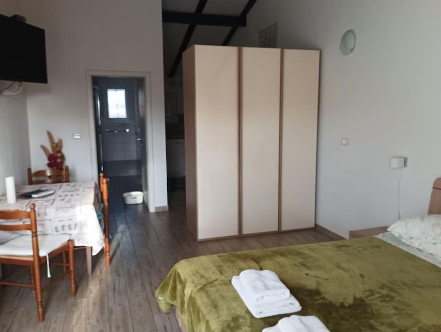 Apartment, 200M From Sea Brtonigla Exterior photo